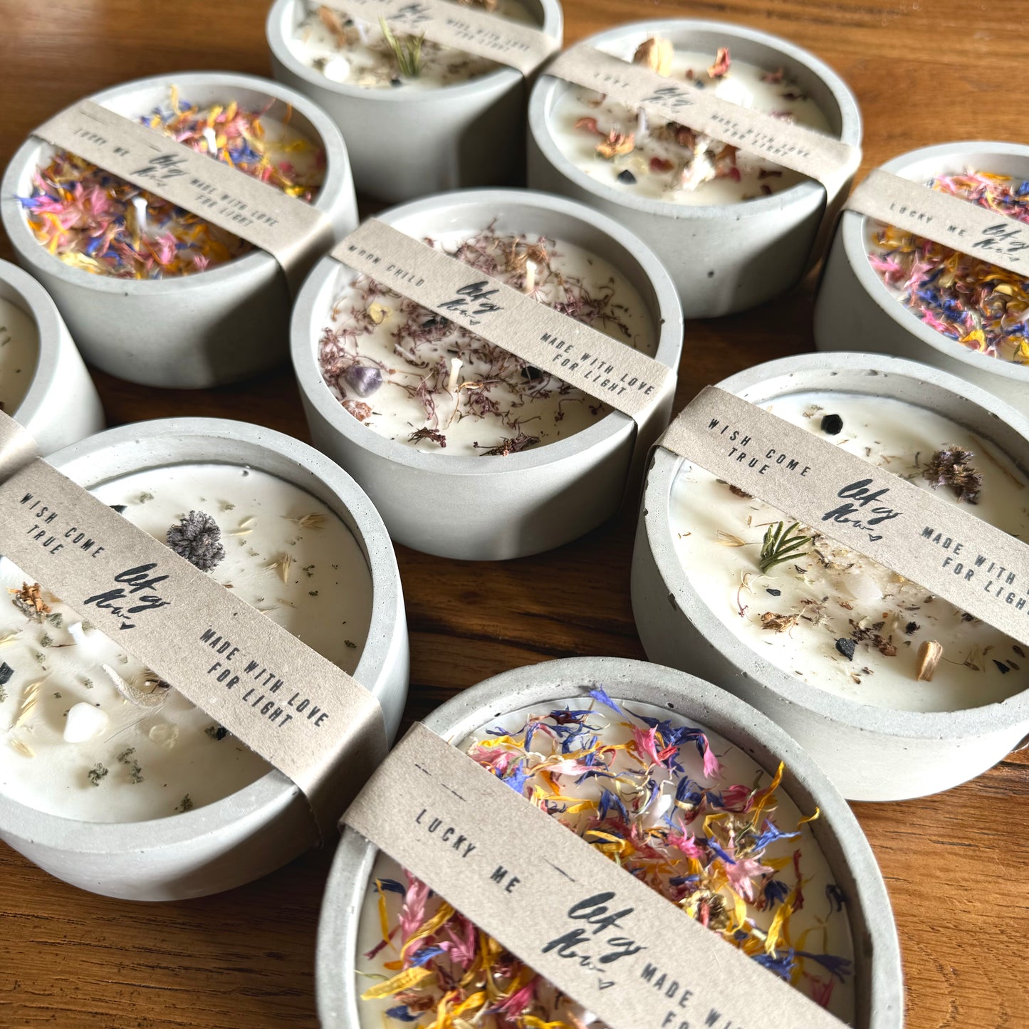 Concrete Manifestation Candles  and Refill Candles- handmade vessel and handmade candles - handgemachte Beton Manifestationskerzen  und Nachfüllkerzen