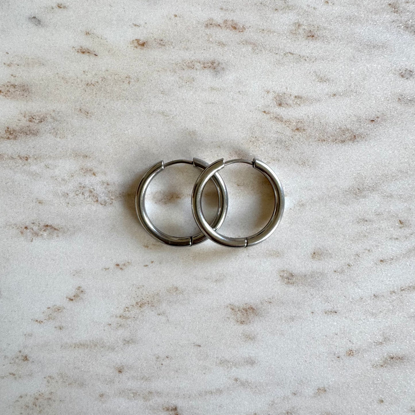 Rose Quartz Creoles Oval
