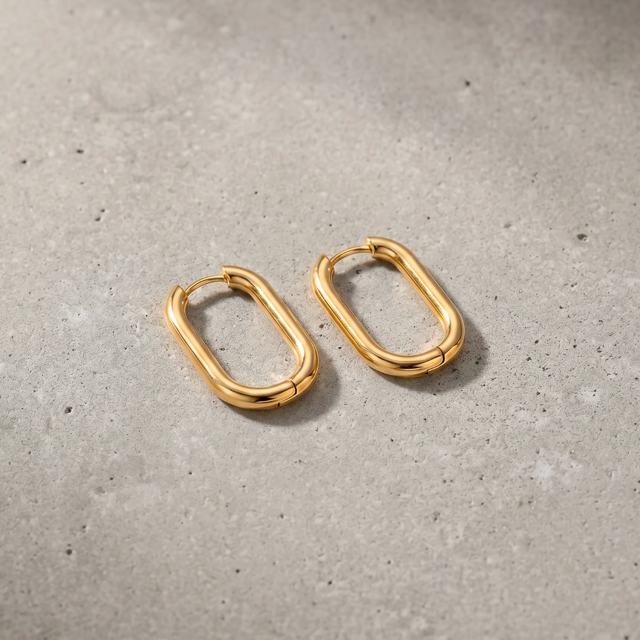 Gold Oval Creolen