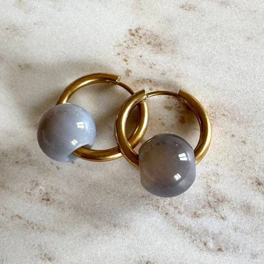 Grauer Achat Creolen Ball 